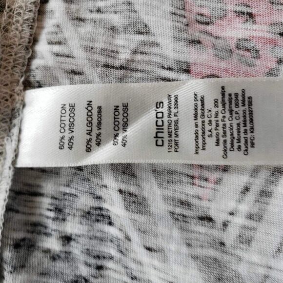 Weekend By Chicos Shirt Womens Size 3 US XL Geometric Black Stretch Pullover - Picture 9 of 10